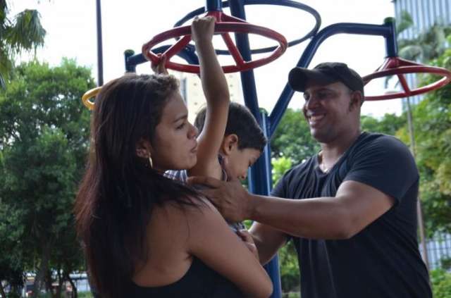 Em Sexta-Feira Santa feriado traz calmaria do centro aos bairros