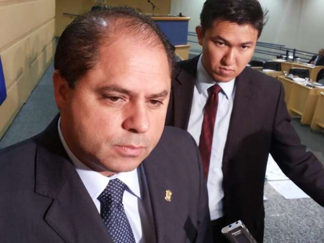 Briga na Justi&ccedil;a aumenta curiosidade sobre legalidade de atos, analisa Mario