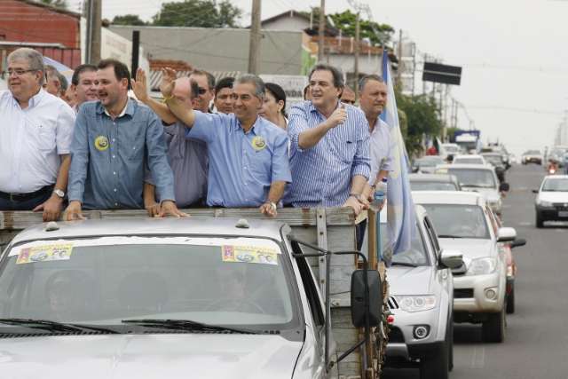 Em carreata, Azambuja promete estender industrializa&ccedil;&atilde;o ao interior