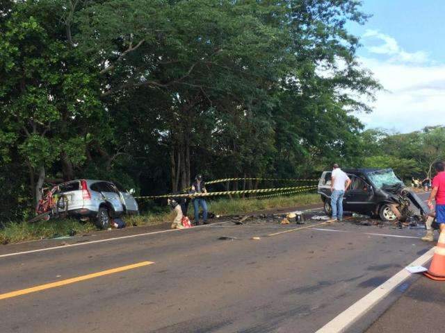 Delegado considera prematuro dizer que suic&iacute;dio provocou acidente com 3 mortes