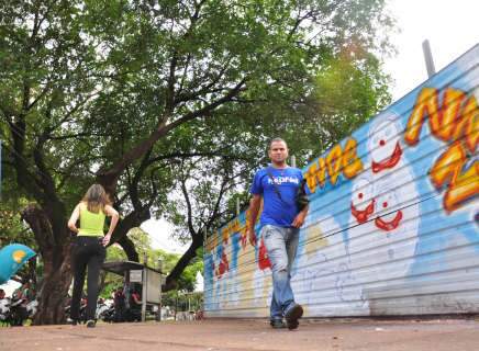  Votação popular sobre grafite na praça Ary Coelho vai até quinta-feira