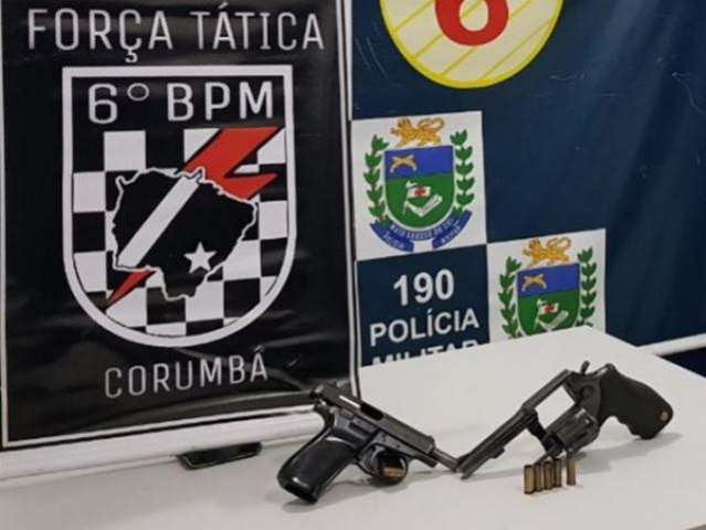 Com 2 armas, homem segue ex-mulher e atira no atual namorado 
