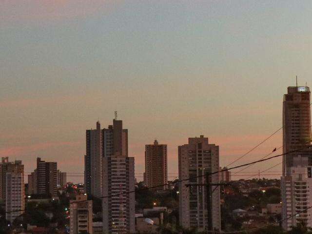 Semana come&ccedil;a com tempo aberto e calor de 34&deg;C em Mato Grosso do Sul