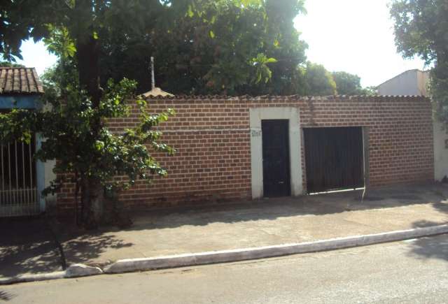 Leil&atilde;o realizado nesta sexta tem im&oacute;veis entre R$ 5 mil e R$ 140 mil 