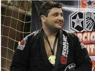 Rafael é lutador profissional de Jiu-Jitsu (Foto: Reprodução/facebook)