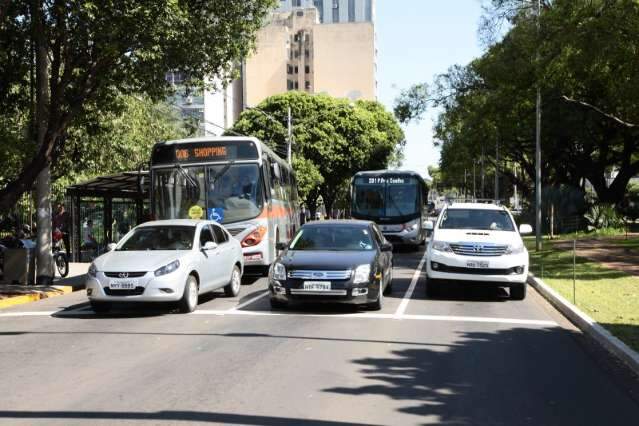 Usu&aacute;rios temem viol&ecirc;ncia e s&atilde;o contra passe livre para todos nos &ocirc;nibus