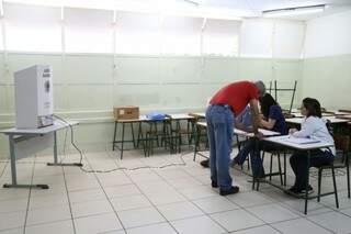 Eleitores de Campo Grande voltam às urnas no próximo domingo. (Foto: Marcos Ermínio)