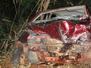  Acidente mata duas pessoas e tr&ecirc;s ficam feridas na BR-262 em Corumb&aacute; 