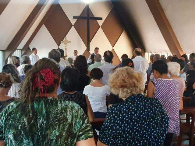 Programa&ccedil;&atilde;o de Finados tem missas em dez cemit&eacute;rios durante todo o dia
