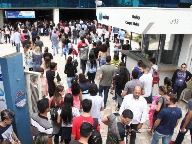 Concurso atrai 17 mil candidatos de fora de Campo Grande e Dourados