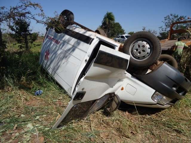 Cinco pessoas morreram em acidentes com ambul&acirc;ncias na 163
