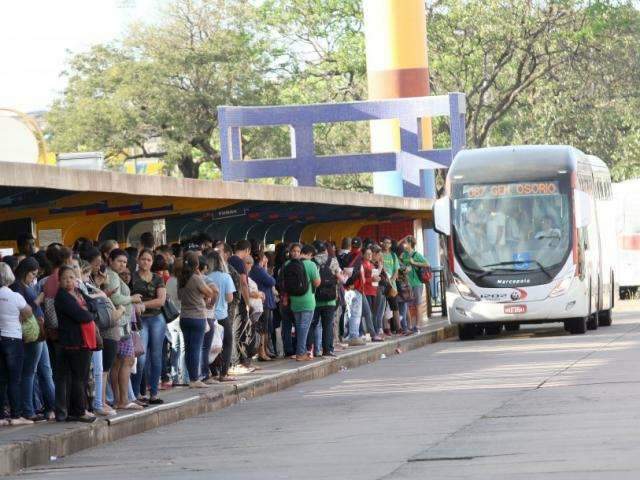 Passagem de &ocirc;nibus custar&aacute; R$ 1,48 no Dia de Finados na Capital