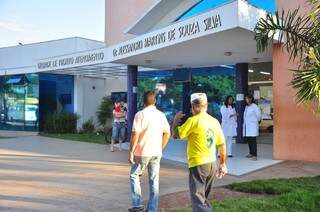 UPA da Vila Almeida é uma das principais unidades de saúde da região oeste de Campo Grande (Foto: João Garrigó)