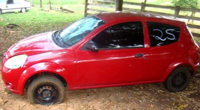 Leil&atilde;o da Sejusp tem sucata, carro importado e Ford Ka por R$ 1,5 mil
