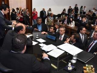 Sessão na Assembleia Legislativa de MS; deputados aprovam reforma. (Foto:  Roberto Higa/ALMS).