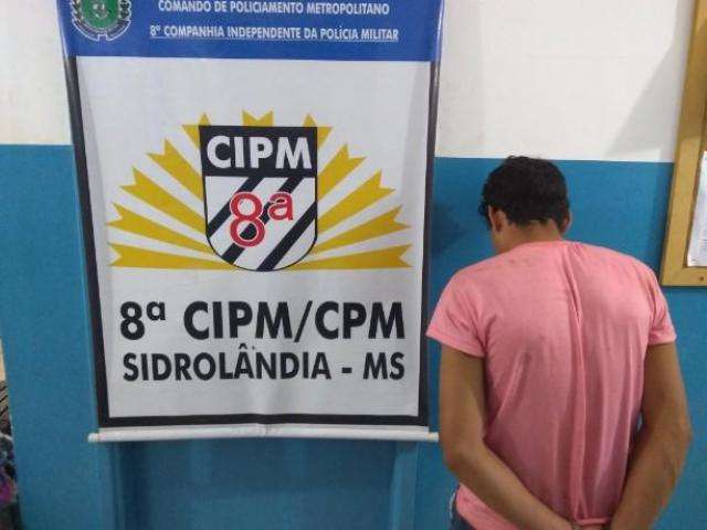 Testemunha diz que, antes de atirar, suspeito fez crian&ccedil;a ajoelhar e rezar