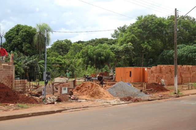 Construir fica mais caro em abril e metro quadrado passa a custar  R$ 981 