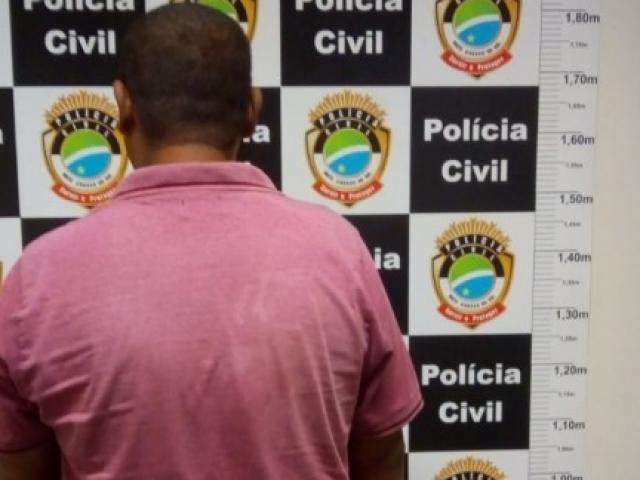 Motociclista &eacute; preso com CNH falsa em blitz no Nova Campo Grande 