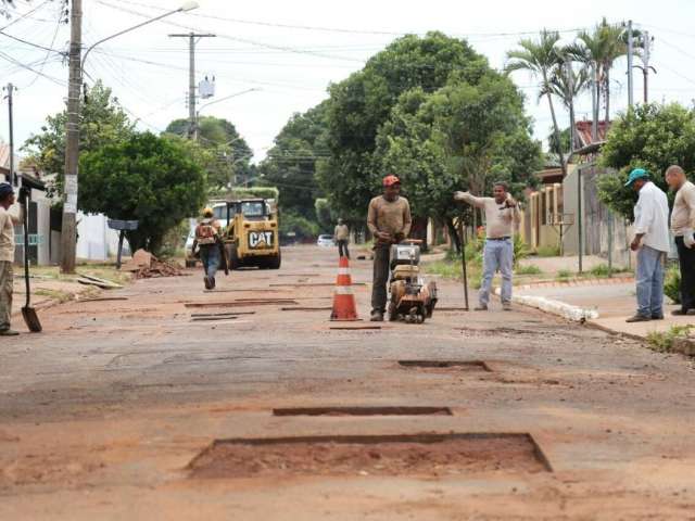 Prefeitura quer remanejar R$ 67 milh&otilde;es; R$ 8 milh&otilde;es para tapa-buraco