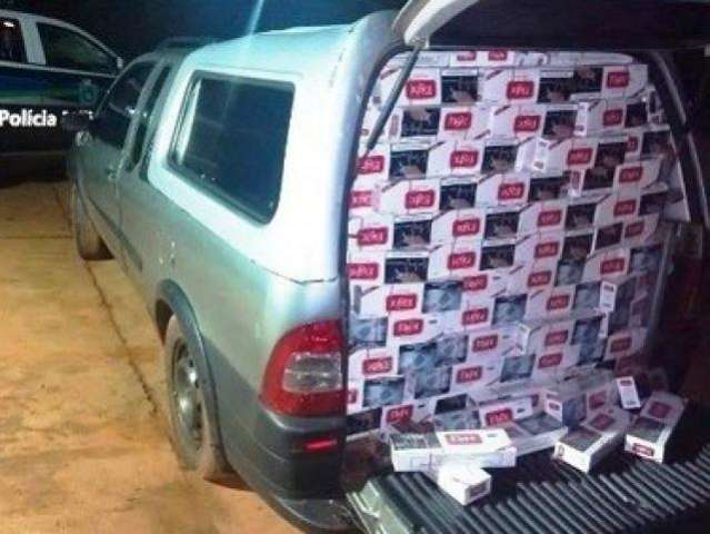 Homem &eacute; preso com picape &ldquo;recheada&rdquo; de cigarros paraguaios