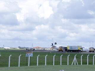 Falha interrompe decolagem da Gol e passageiros t&ecirc;m de trocar de avi&atilde;o