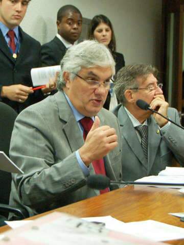  Projeto sobre incentivos fiscais tem que ser visto sem demagogia, diz Delc&iacute;dio