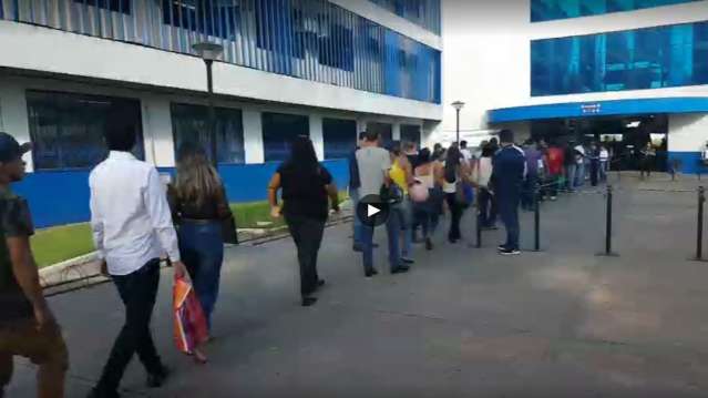 AO VIVO: Feir&atilde;o de Empregos na Uniderp Cear&aacute; atrai multid&atilde;o