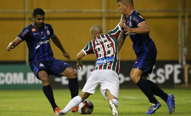 Fluminense vence por 1 a 0, mas &eacute; eliminado da Ta&ccedil;a Guanabara