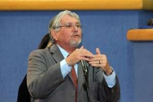 “Se o PT fizer aliança com PMDB, Delcídio perde a eleição”, diz Zeca