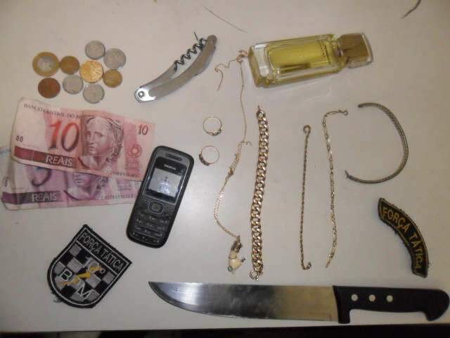  Adolescente &eacute; preso ap&oacute;s assaltar e manter ref&eacute;m idosa na Capital