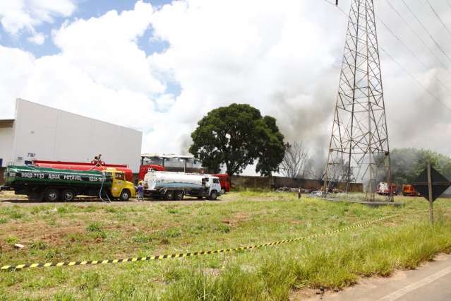 40% dos bombeiros que atuaram em inc&ecirc;ndio eram volunt&aacute;rios