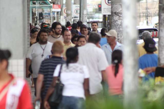 Reajuste de 11,66% vai beneficiar 30 mil trabalhadores do com&eacute;rcio