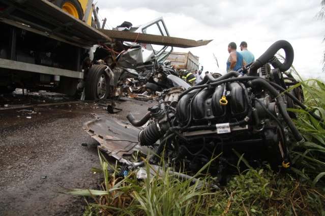 Grave acidente na BR-163 causou congestionamento de 40 km
