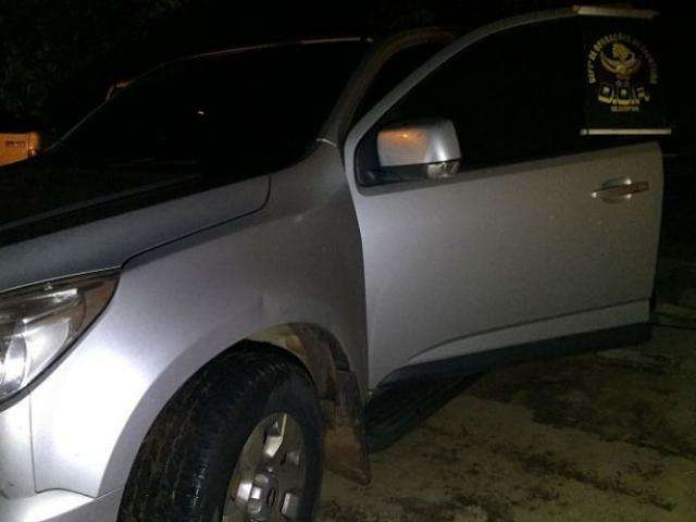 Caminhonete roubada no Paran&aacute; &eacute; encontrada abandonada na BR-163 em MS