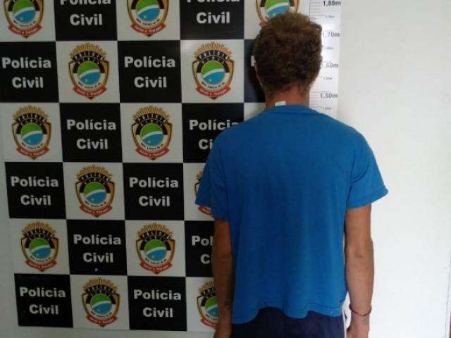 Pol&iacute;cia prende homem que tentou matar amigo a pauladas 