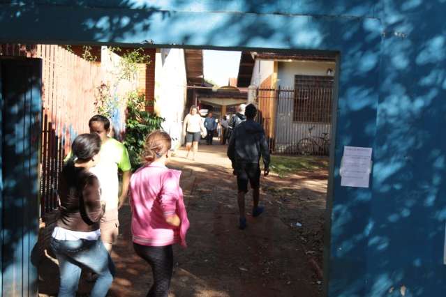 Em duas horas, 13 urnas apresentam problemas; duas foram substitu&iacute;das