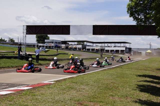 Estadual de Kart definir&aacute; campe&otilde;es  de duas categorias nesse domingo
