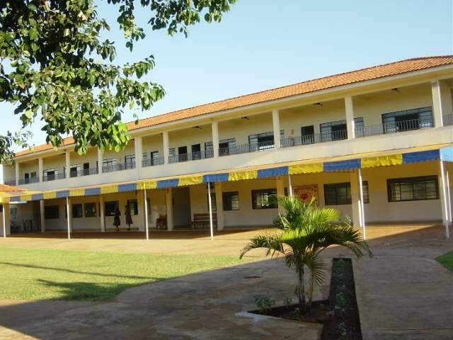 Escola faz gincana para ensinar alunos a reduzir o consumo de energia