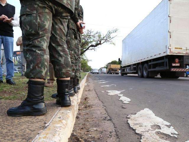 Conv&ecirc;nio com Ex&eacute;rcito est&aacute; acima de pre&ccedil;o e Prefeitura negocia desconto