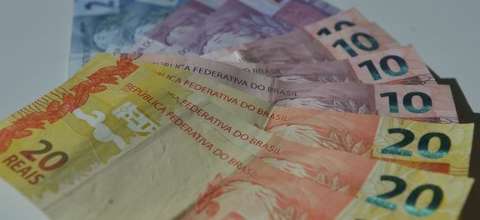 Governo Federal propõe na LDO salário mínimo de R$ 854 em 2016