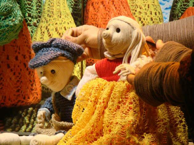  Companhia do PE traz teatro de bonecos que reflete sobre o tempo a vida