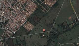 No Google Maps consta que a rua Cadajás existe, paralela a BR-262