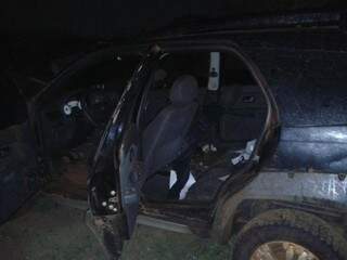 Homem embriagado furtou carro e bateu o veículo na BR-262 (Foto: Divulgação)
