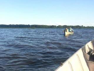 Pescadores são encontrados 16 horas após se perderem em rio Pescadores são encontrados 16 horas após se perderem em rio