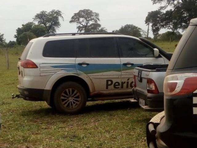 Homem &eacute; morto a tiros e mulher a facadas em assentamento 
