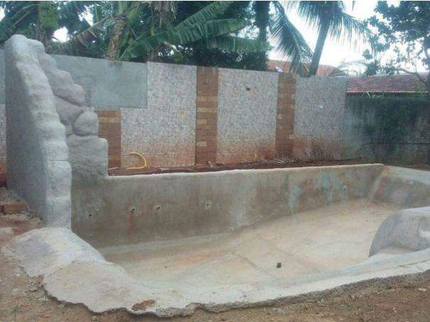 Empresa recebia at&eacute; R$ 25 mil para instalar piscina, mas abandonava obra