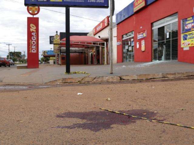 Adolescente de 17 anos &eacute; executado com tiro no rosto e suspeitos fogem