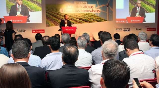 Reinaldo apresenta e governo de Goi&aacute;s vai adotar programa Terra Boa