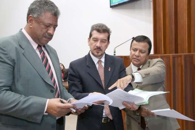 Deputados realizam audi&ecirc;ncia sobre penalidades a alunos em escolas