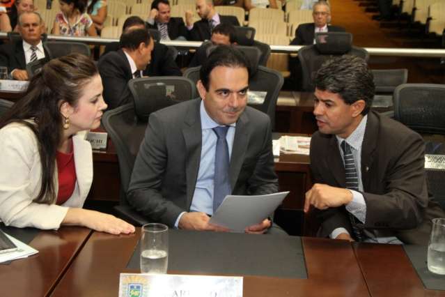 Or&ccedil;amento estadual j&aacute; recebeu 50 emendas; prazo termina amanh&atilde;
